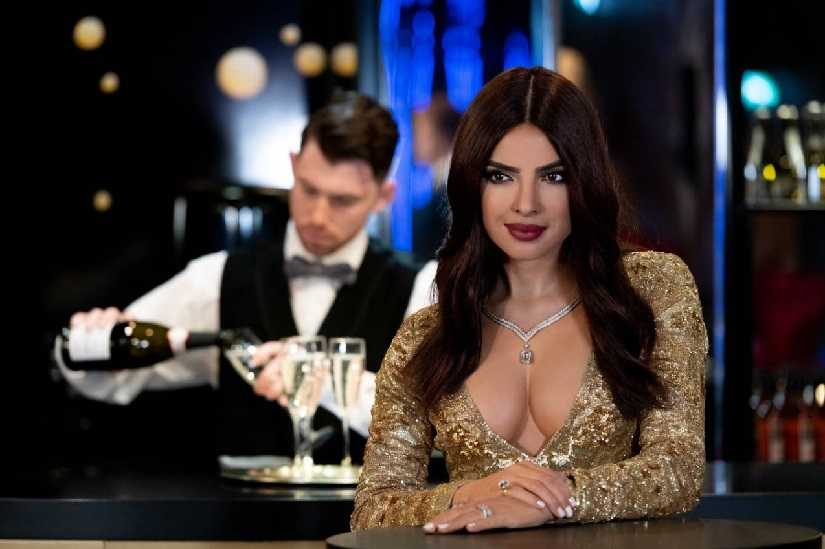 After Deepika Padukone, Priyanka Chopra unveils wax statue at Madame Tussauds, London