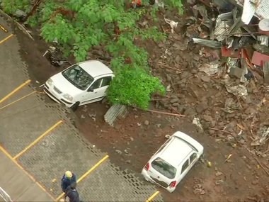 Pune rains kill 15 in wall collapse, 3 dead in Mumbai; heavy downpour expected to abate by Sunday, says IMD Pune rains kill 15 in wall collapse, 3 dead in Mumbai; heavy downpour expected to abate by Sunday, says IMD