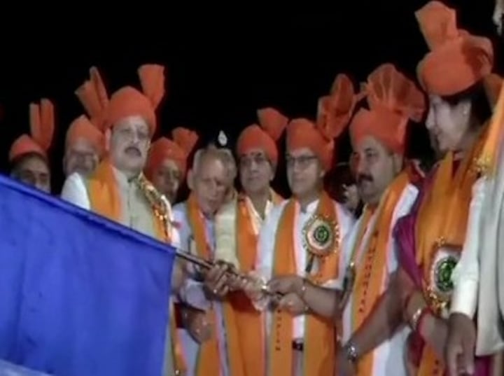 Amarnath Yatra 2019: First batch of devotees starts pilgrimage from Jammu base camp; authorities assure adequate security