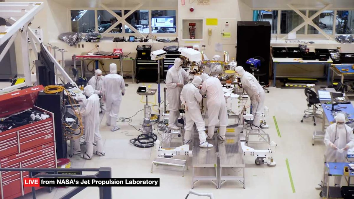 Seeing 2020: Watch NASA's Mars 2020 Rover being built in live, interactive broadcast