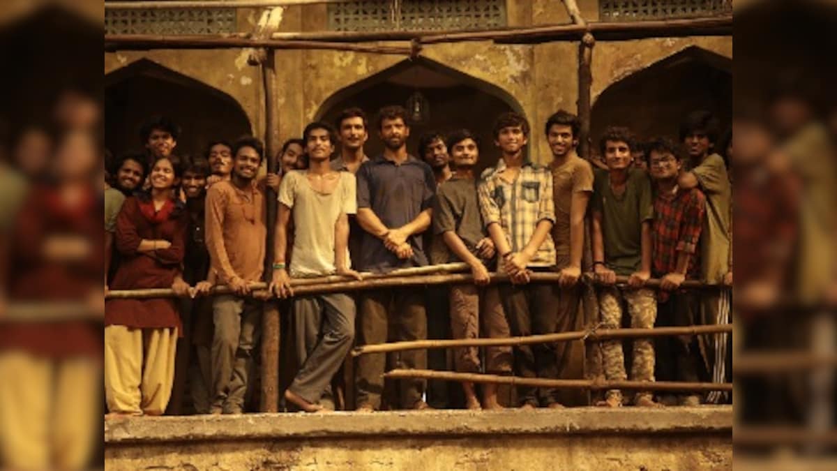 Super 30: Hrithik Roshan shares a still with his onscreen students from upcoming film