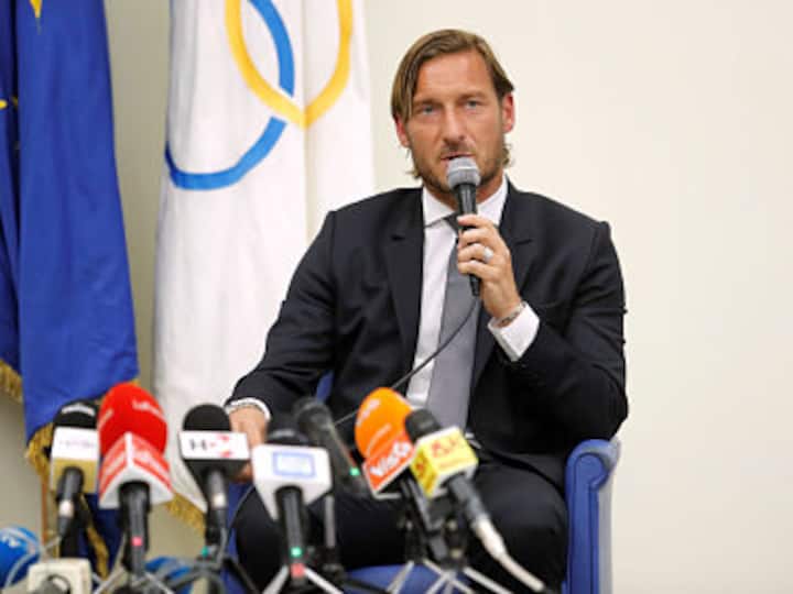 Francesco Totti resigns as AS Roma director, steps away from Serie A club after 30 years Francesco Totti resigns as AS Roma director, steps away from Serie A club after 30 years