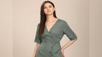 Here’s everything you need to know about the capsule wardrobe & how to create new looks everyday