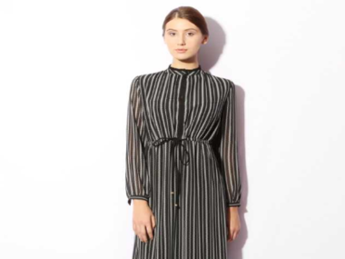 Here’s how you can create killer looks for your next vacay without going for a massive shopping haul Here’s how you can create killer looks for your next vacay without going for a massive shopping haul