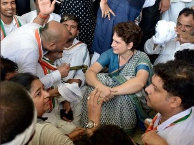 Sonbhadra massacre: Congress delegation pays compensation to victims' families as promised by Priyanka Gandhi Sonbhadra massacre: Congress delegation pays compensation to victims' families as promised by Priyanka Gandhi