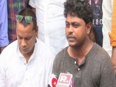 Father of 18-month-old who fell into Goregaon gutter accuses Mumbai Police of 'intimidation' Father of 18-month-old who fell into Goregaon gutter accuses Mumbai Police of 'intimidation'