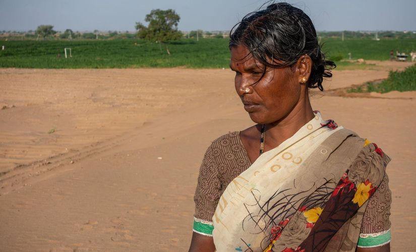 YS Shantamma and her daughter Vandakshi say, "It (the sand) can simply destroy the work you've put in'. P Sainath/People's Archive of Rural India