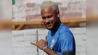 Neymar trains and waits as Paris Saint-Germain mull latest Barcelona offer ahead of transfer deadline