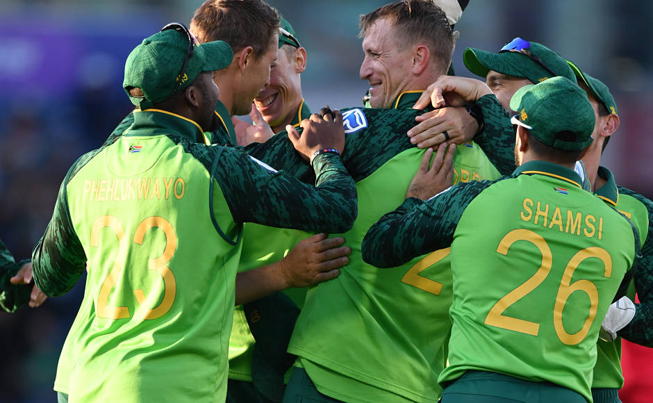South Africa came back strongly in the match after getting rid of David Warner. It was Chris Morris brought his fall by bowling tight line and length deliveries. AFP South Africa came back strongly in the match after getting rid of David Warner. It was Chris Morris brought his fall by bowling tight line and length deliveries. AFP