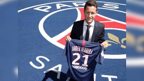 Ligue 1: Former Manchester United midfielder Ander Herrera joins Paris Saint-Germain on free transfer
