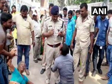 Three men thrashed to death by mob in Baniyapur village in Bihar's Saran district; trio was suspected of stealing cattle Three men thrashed to death by mob in Baniyapur village in Bihar's Saran district; trio was suspected of stealing cattle