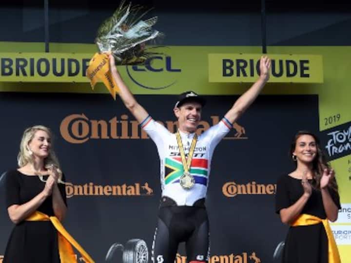 Tour de France 2019: Daryl Impey wins stage nine of race as Julian Alaphilippe keeps hold of yellow jersey