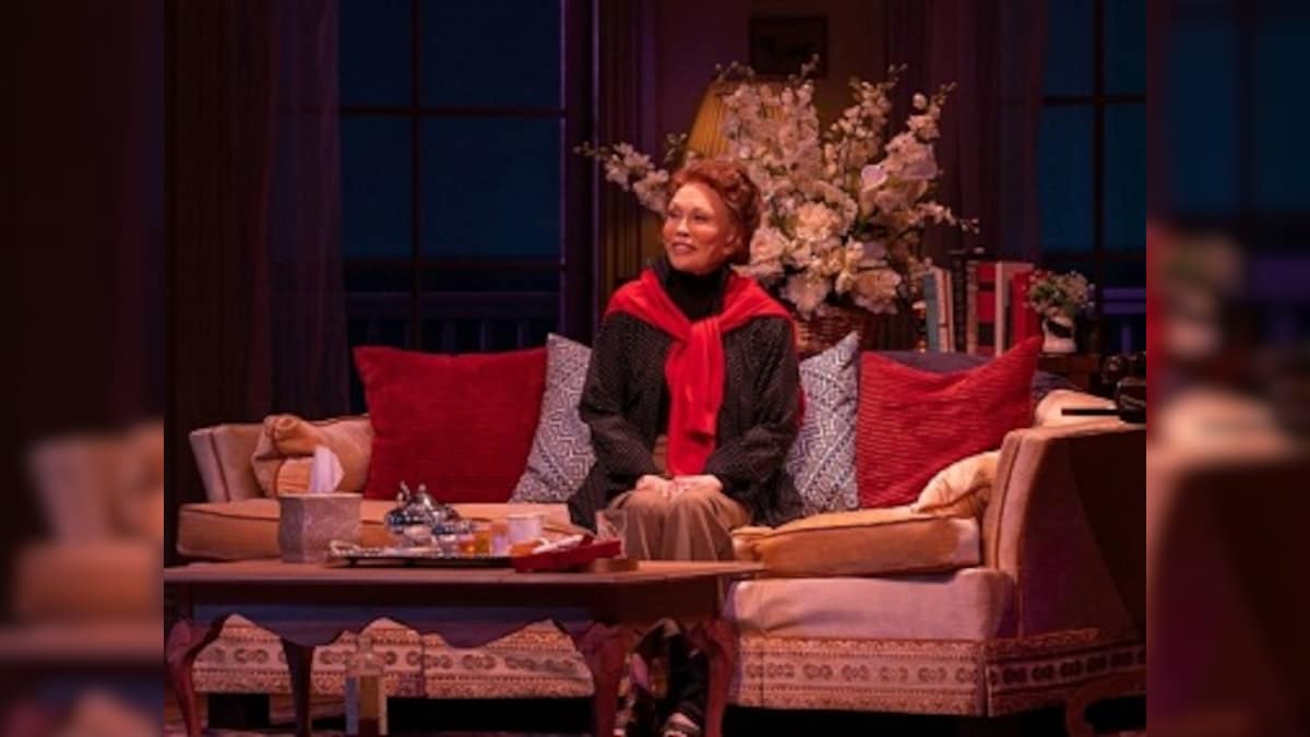 Faye Dunaway sacked from Broadway production, Tea At Five, for 'verbally abusing' staff