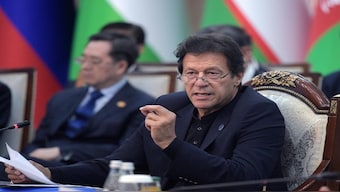 Pakistan PM Imran Khan calls for street protests ahead of no-confidence vote