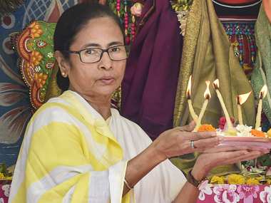 Coronavirus Outbreak: Mamata Banerjee displays little cooperation even as Opposition unites to stand behind Centre Coronavirus Outbreak: Mamata Banerjee displays little cooperation even as Opposition unites to stand behind Centre