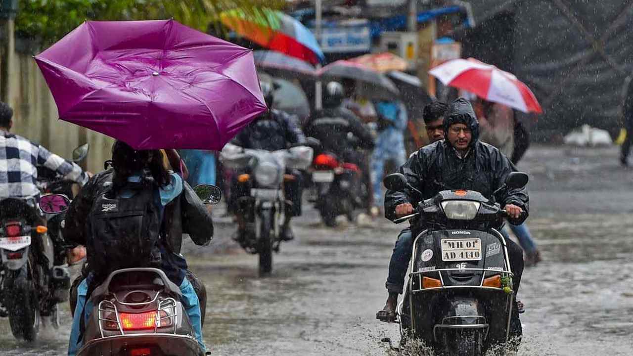 Mumbai Rains: Facebook activates its Safety Check feature amid heavy rainfall Mumbai Rains: Facebook activates its Safety Check feature amid heavy rainfall