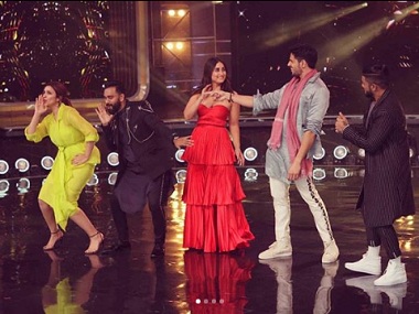 Jabariya Jodi stars Sidharth Malhotra, Parineeti Chopra groove with Kareena Kapoor on Dance India Dance Jabariya Jodi stars Sidharth Malhotra, Parineeti Chopra groove with Kareena Kapoor on Dance India Dance