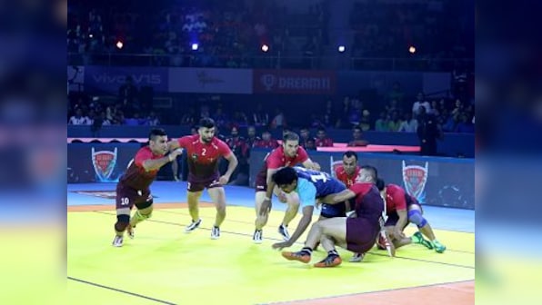 Pro Kabaddi 2019: Fazal Atrachali, Jang Kun Lee shine as World 7 edge past Indian 7 in All-Star match