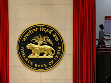 Despite coronavirus lockdown, merger of 10 PSU banks to come into effect from 1 April as planned, says RBI Despite coronavirus lockdown, merger of 10 PSU banks to come into effect from 1 April as planned, says RBI