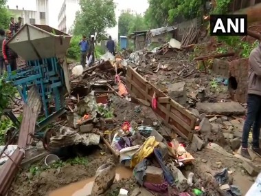 Six labourers killed and at least 2 injured after wall of Pune's Sinhgad College wall collapses due to heavy rainfall Six labourers killed and at least 2 injured after wall of Pune's Sinhgad College wall collapses due to heavy rainfall