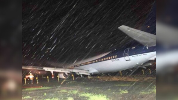 Mumbai rains: SpiceJet flight from Jaipur overshoots runway at Chhatrapati Shivaji International Airport; none hurt
