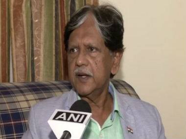 Lal Bahadur Shastri’s son Anil says Congress might get disintegrated in absence of ‘Gandhi’; urges Priyanka to take charge as president