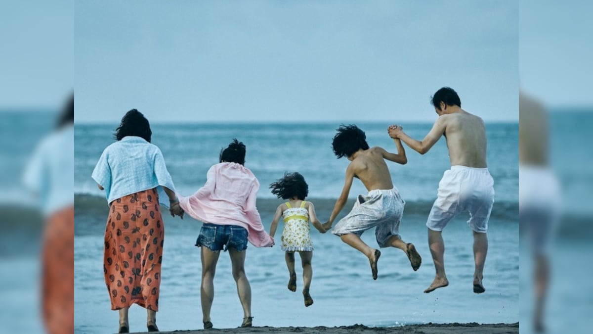 Shoplifters movie review: In Hirokazu Kore-eda’s Palme d’Or-winner, the family that steals together, sticks together