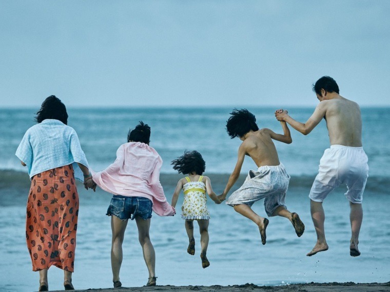 Shoplifters movie review: In Hirokazu Kore-eda’s Palme d’Or-winner, the family that steals together, sticks together Shoplifters movie review: In Hirokazu Kore-eda’s Palme d’Or-winner, the family that steals together, sticks together