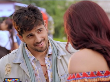 Jabariya Jodi song Machhardani: Sidharth Malhotra, Parineeti Chopra match steps in a 'hatkte' wedding track Jabariya Jodi song Machhardani: Sidharth Malhotra, Parineeti Chopra match steps in a 'hatkte' wedding track