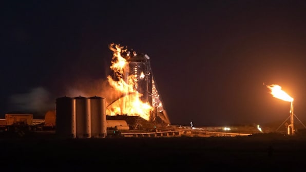 SpaceX's Starhopper goes up in flames in second static fire test of its Raptor engines
