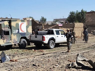 Taliban attack on government compound in Afghanistan kills 14, wounds 180; children among casualties Taliban attack on government compound in Afghanistan kills 14, wounds 180; children among casualties