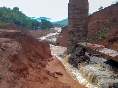 NCP workers throw crabs outside Maharashtra minister Tanaji Sawant's house after he blames them for Ratnagiri dam breach NCP workers throw crabs outside Maharashtra minister Tanaji Sawant's house after he blames them for Ratnagiri dam breach