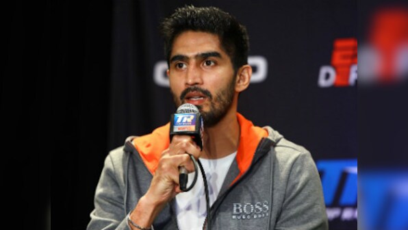 Boxers Vijender Singh, Manoj Kumar raise funds to help former pugilist Dingko Singh in battle against liver cancer
