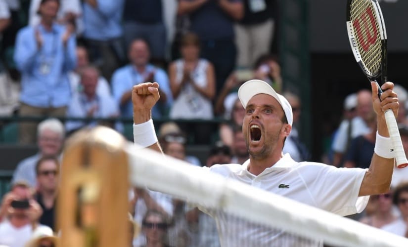 Roberto Bautista Agut exults after beating Argentinian Guido Pella. AFP