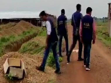 CID recovers 50 kg of ammonium nitrate and 1,000 detonators from West Bengal's Birbhum district CID recovers 50 kg of ammonium nitrate and 1,000 detonators from West Bengal's Birbhum district