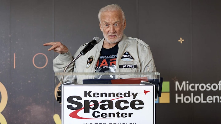 Buzz Aldrin, second man on Moon, recollects his experience at Apollo 11 anniversary