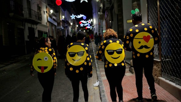 World Emoji Day 2019: Apple reveals new service dog, flamingo, garlic emojis and more