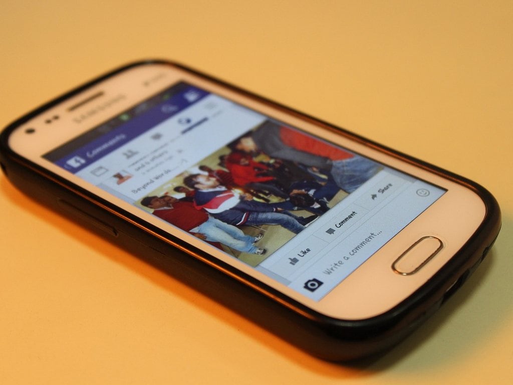 Facebooks recent technical glitch reveals how it uses AI to tag images