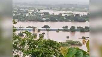 Mumbai Rains: All on board Mumbai-Kolhapur Mahalaxmi Express rescued safely; Badlapur still underwater even as city gets respite from torrential rain
