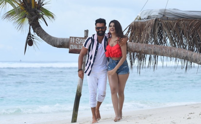 Ram and Nidhhi Agerwal in iSmart Shankar. Image via Twitter