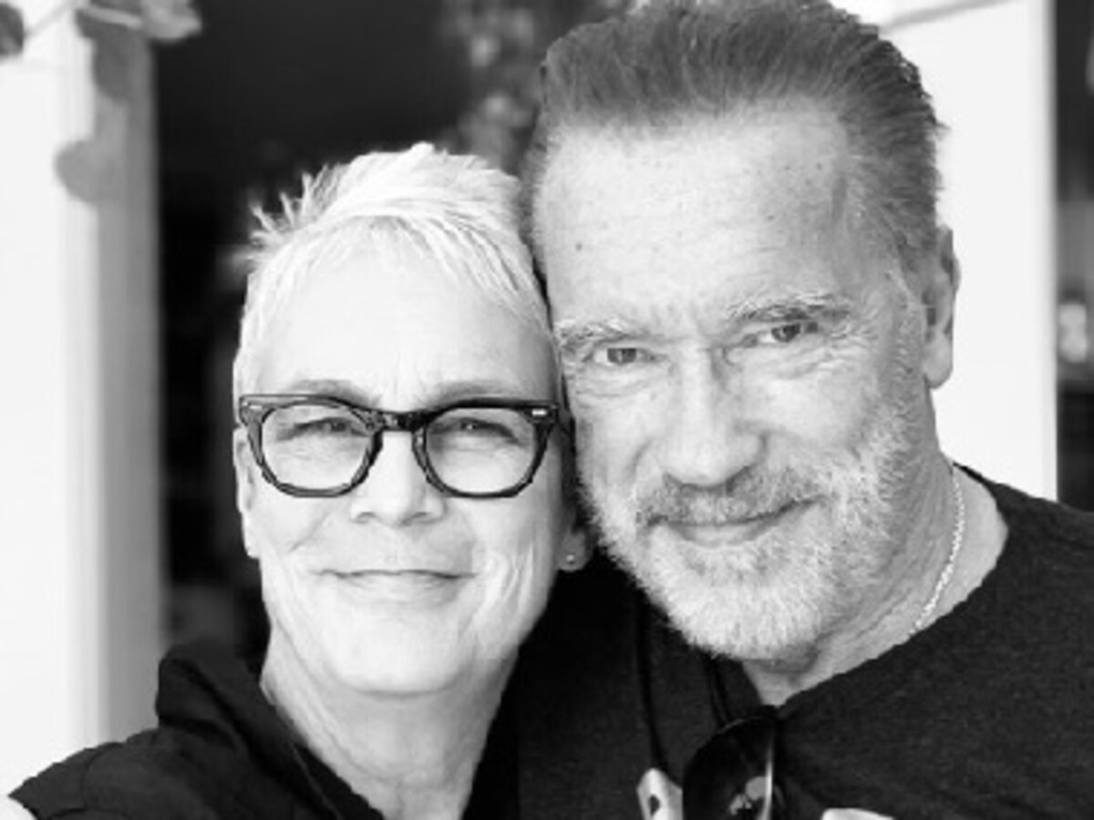 True Lies' costars Jamie Lee Curtis, Arnold Schwarzenegger reunite with  selfie