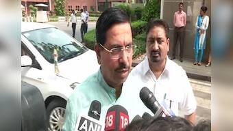 Union minister Pralhad Joshi claims Siddaramaiah is 'scriptwriter' of Karnataka political crisis and wants to curb G Parameshwara's leadership
