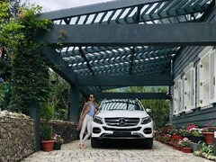 Kangana Ranaut Buys Mercedes Benz Suv To Celebrate Box Office Success Of Judgementall Hai Kya Entertainment News Firstpost kangana ranaut buys mercedes benz suv
