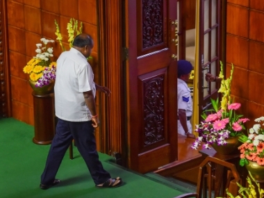 Karnataka Assembly Floor Test Updates: HD Kumaraswamy is now caretaker CM; Congress blames BJP for fall of govt