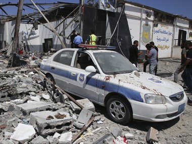 30 killed, 33 wounded in airstrike on Tripoli military academy; attack in Libyan capital comes amid fears of escalation of violence 30 killed, 33 wounded in airstrike on Tripoli military academy; attack in Libyan capital comes amid fears of escalation of violence