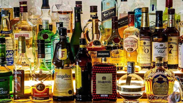 Alcohol bottles contain harmful levels of lead and cadmium, a new study finds