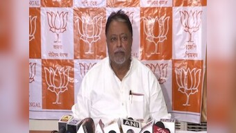 BJP leader Mukul Roy appears before CBI for questioning in Narada tapes scandal