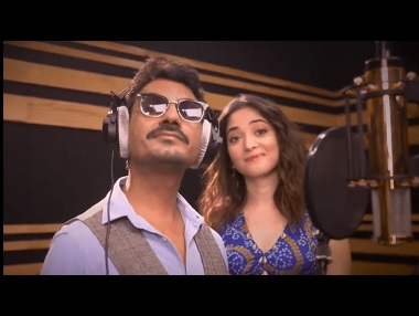 Bole Chudiyan song 'Swaggy Chudiyan' teaser: Nawazuddin Siddiqui features in his first-ever rap Bole Chudiyan song 'Swaggy Chudiyan' teaser: Nawazuddin Siddiqui features in his first-ever rap