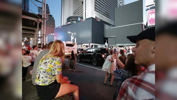 New York authorities scramble to restore electricity in Manhattan as power outage stalls businesses on Saturday evening