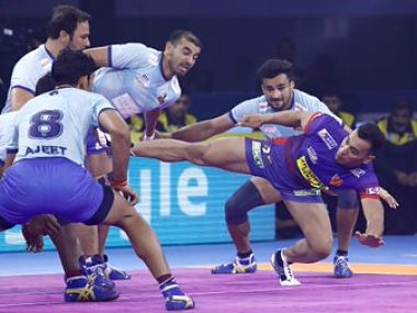 Pro Kabaddi 2019: Dabang Delhi seal victory in nail-biting contest, maintain unbeaten run against Tamil Thalaivas Pro Kabaddi 2019: Dabang Delhi seal victory in nail-biting contest, maintain unbeaten run against Tamil Thalaivas